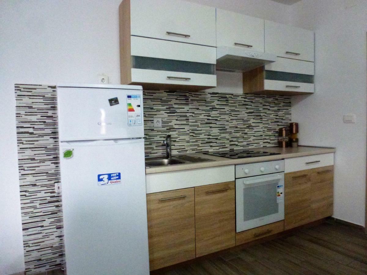 Apartmani Slavica Шибеник Екстер'єр фото