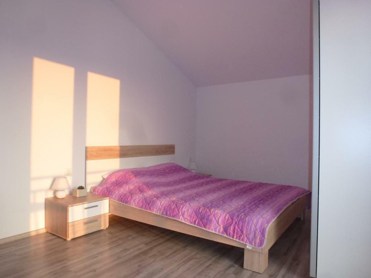 Apartmani Slavica Шибеник Екстер'єр фото