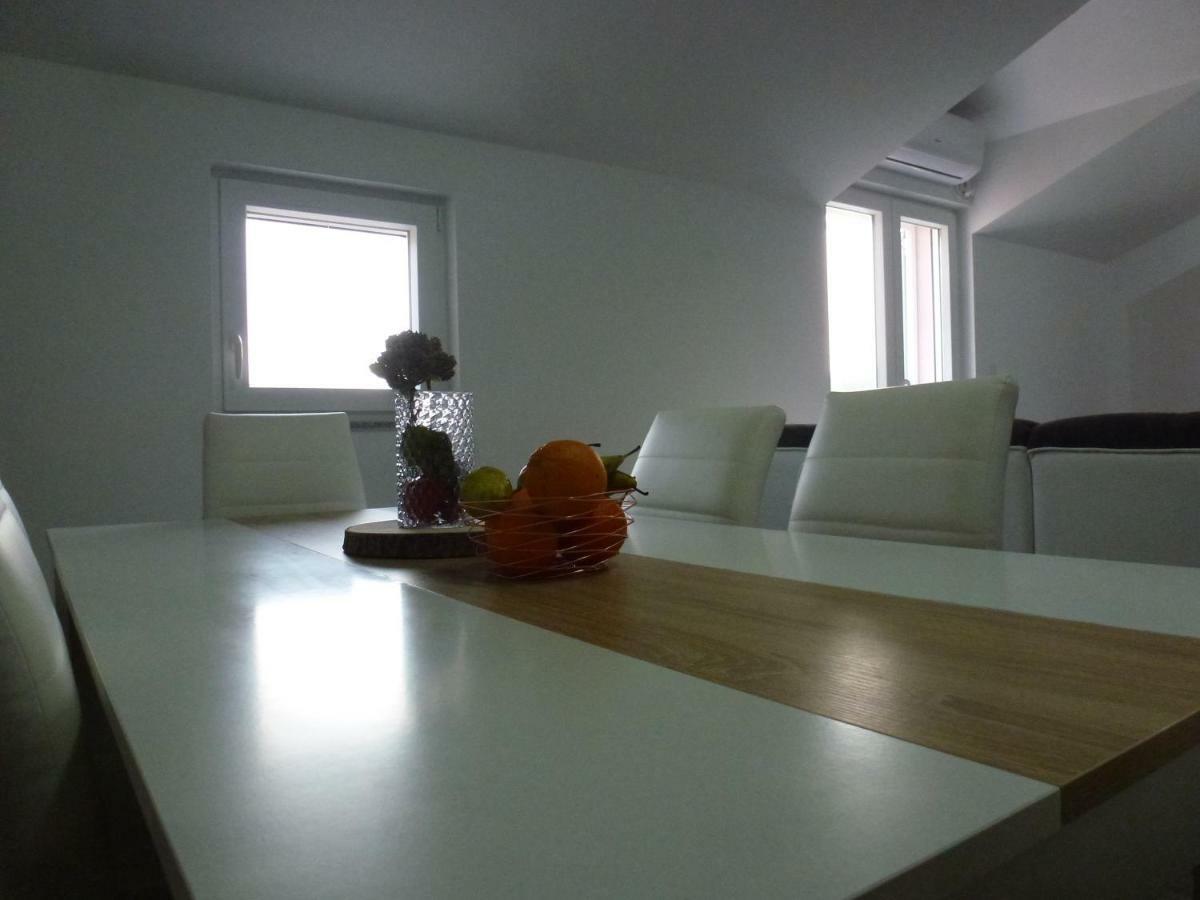 Apartmani Slavica Шибеник Екстер'єр фото