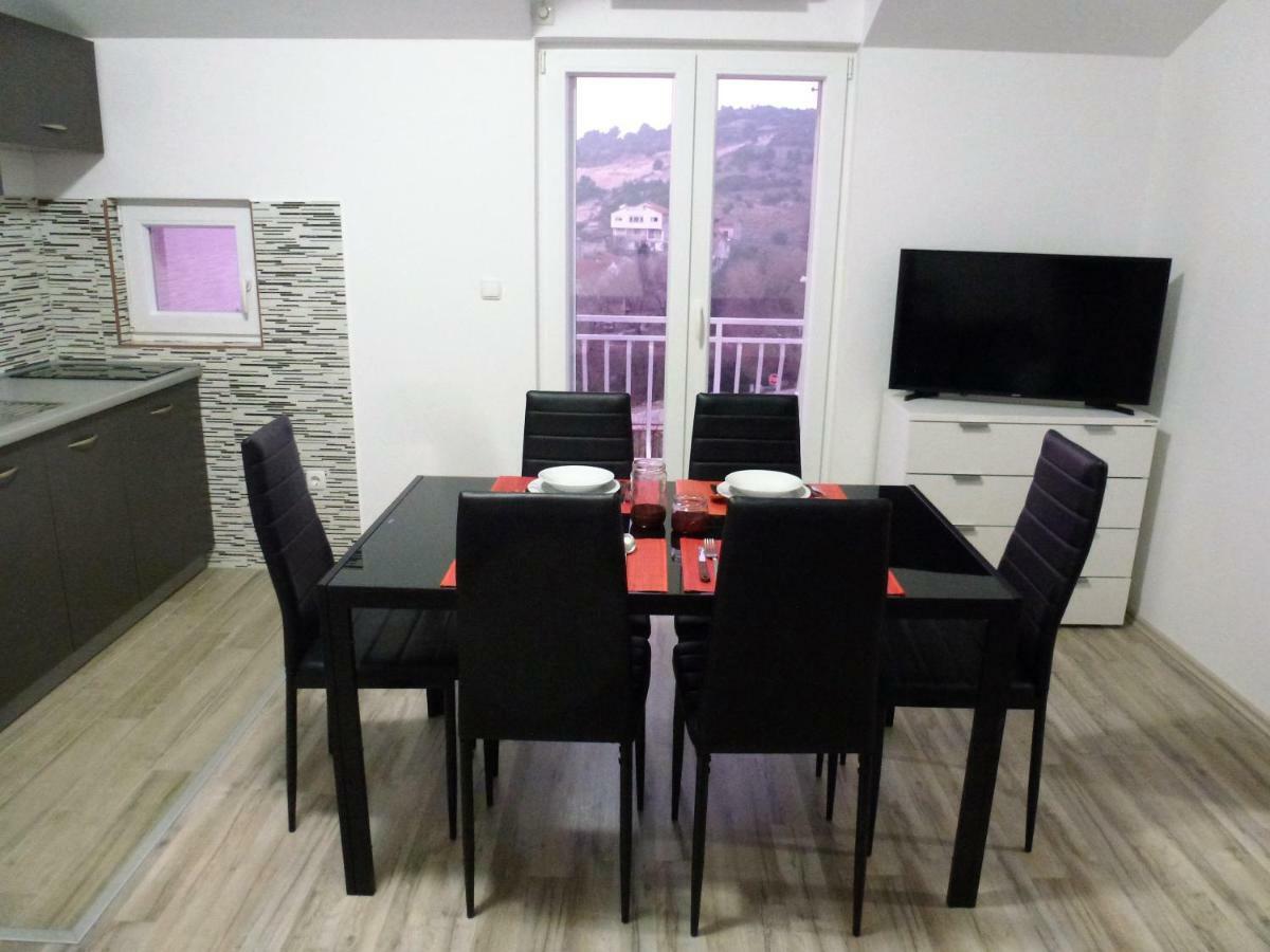 Apartmani Slavica Шибеник Екстер'єр фото