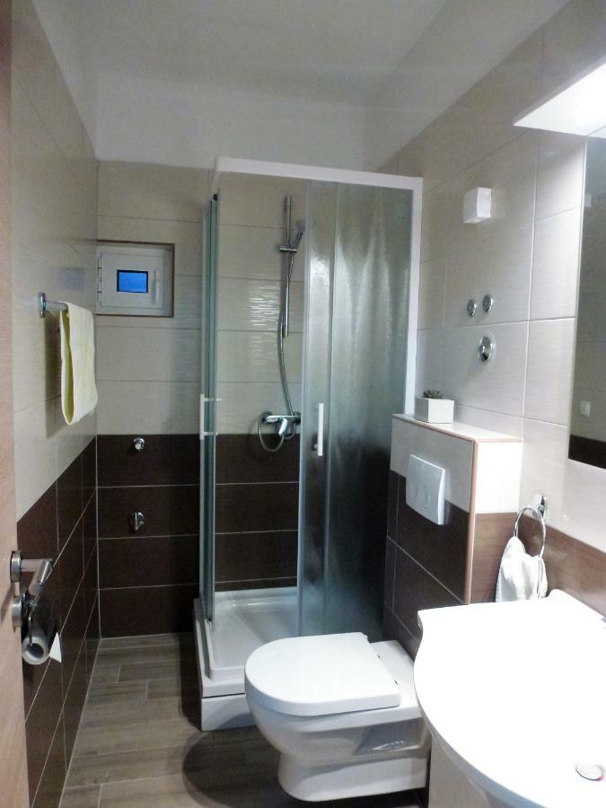 Apartmani Slavica Шибеник Екстер'єр фото