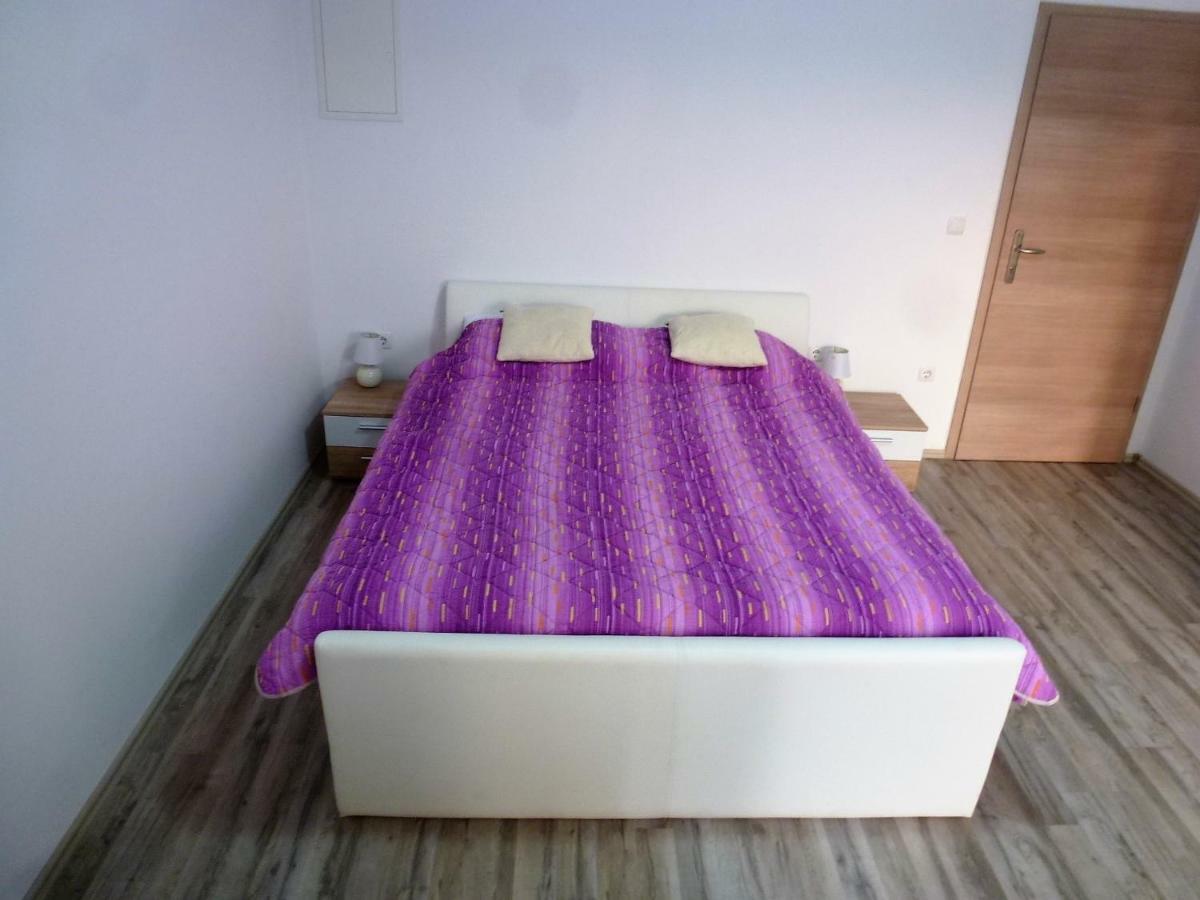 Apartmani Slavica Шибеник Екстер'єр фото