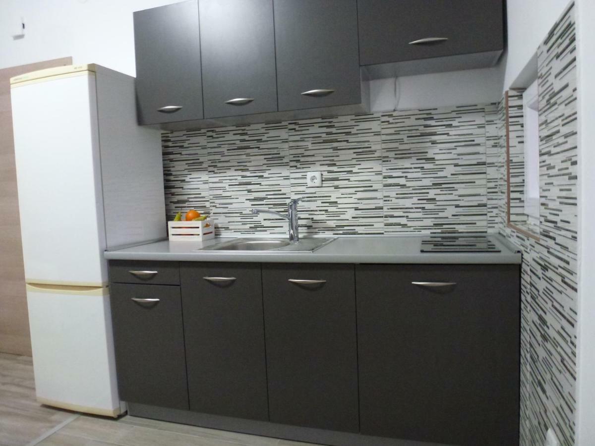 Apartmani Slavica Шибеник Екстер'єр фото